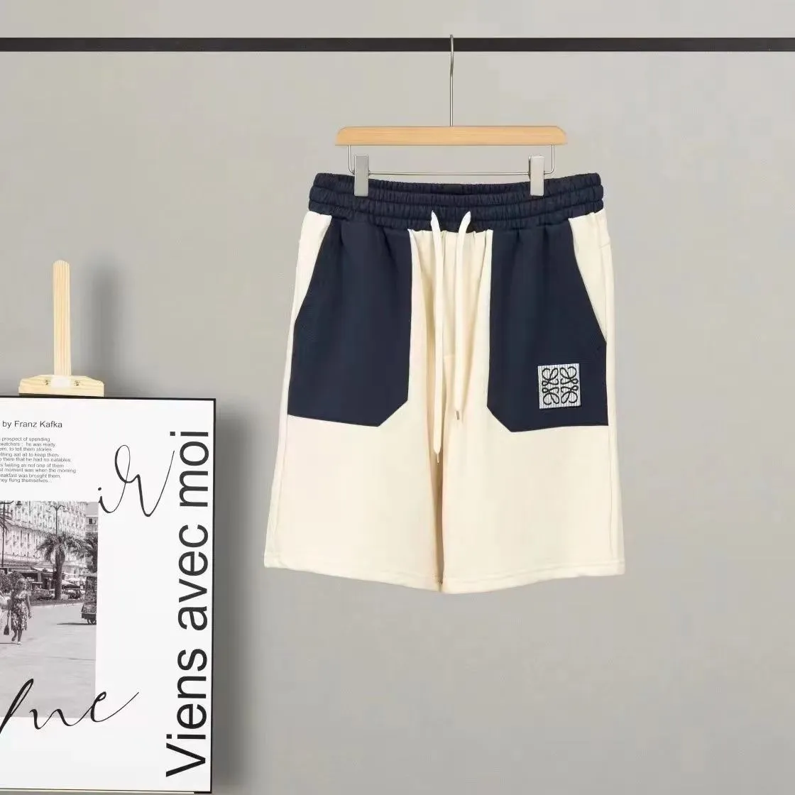 【M-4XL】今季大注目 シンプル 切り替え 着心地良い 合わせやすい Vネック 着痩せ ショートパンツ