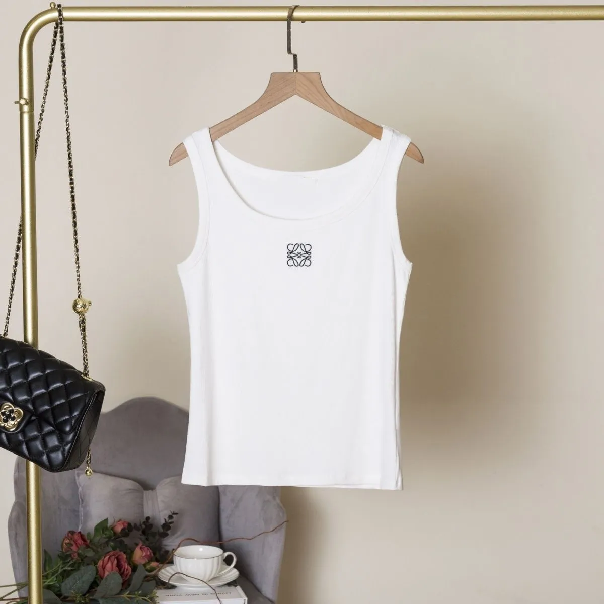 【S-XL】一枚でもお洒落 着回しやすい タンクトップ