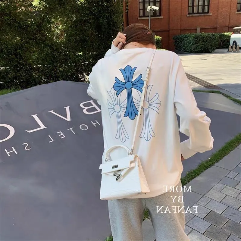 絶対欲しい！オシャレ 定番 シンプル 楽チン ルーズ 合わせやすい 長袖 Tシャツ