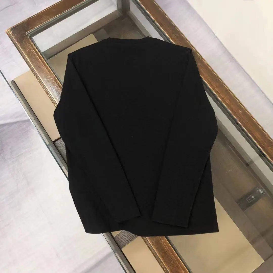 今季も大流行 高級感 大注目 日常 カジュアル  超ファッション 大人気 ラウンドネック 長袖 Ｔシャツ