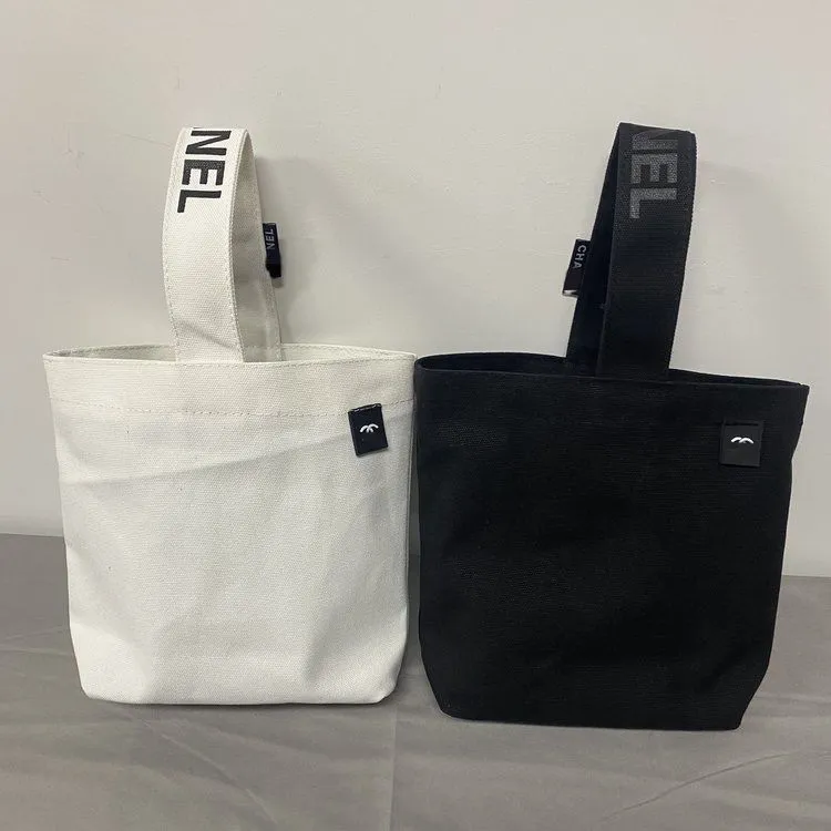 【激安1円！！】売り切れ必至 大人気 シンプル 通勤 お出かけ  レディース キャンバスバッグ
