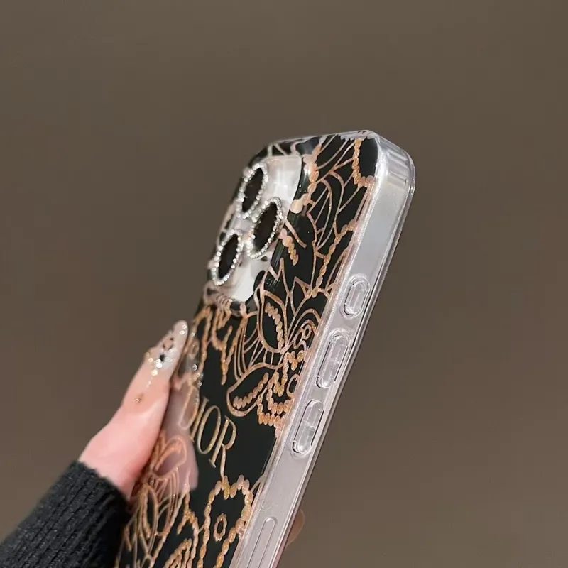 取り入れたい 繊細 高品質 スタイリッシュ デザイン感 可愛い 滑り止め スマホケース