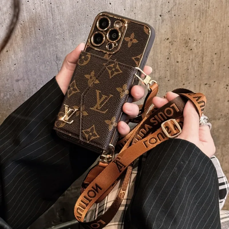 スタイリッシュ多機能 ストラップ付き高級レザー iPhone ウォレット ケース