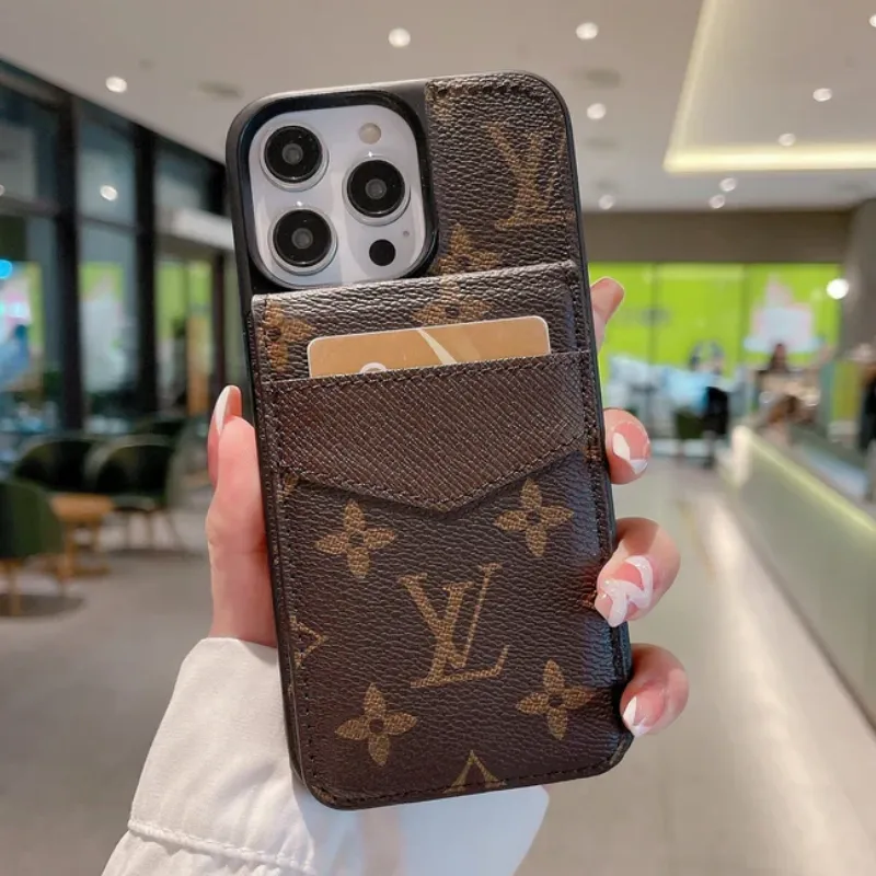 デザイン感 耐久性 カードホルダー付き高級iPhone用レザーケース - 2-in-1デザイン