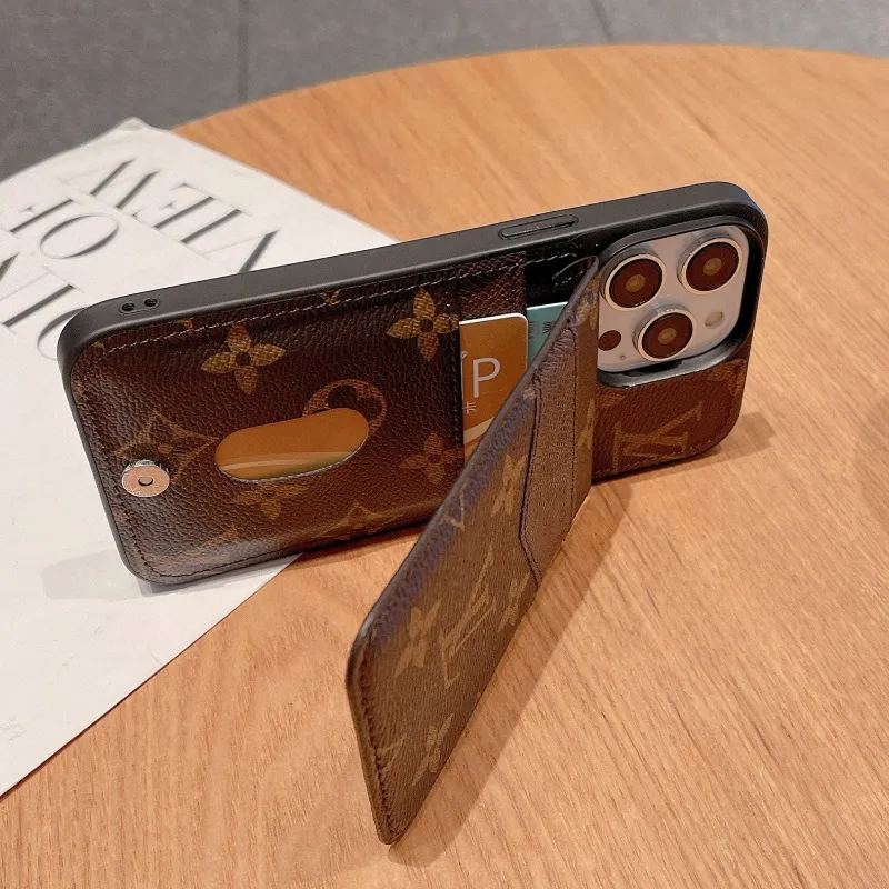 デザイン感 耐久性 カードホルダー付き高級iPhone用レザーケース - 2-in-1デザイン