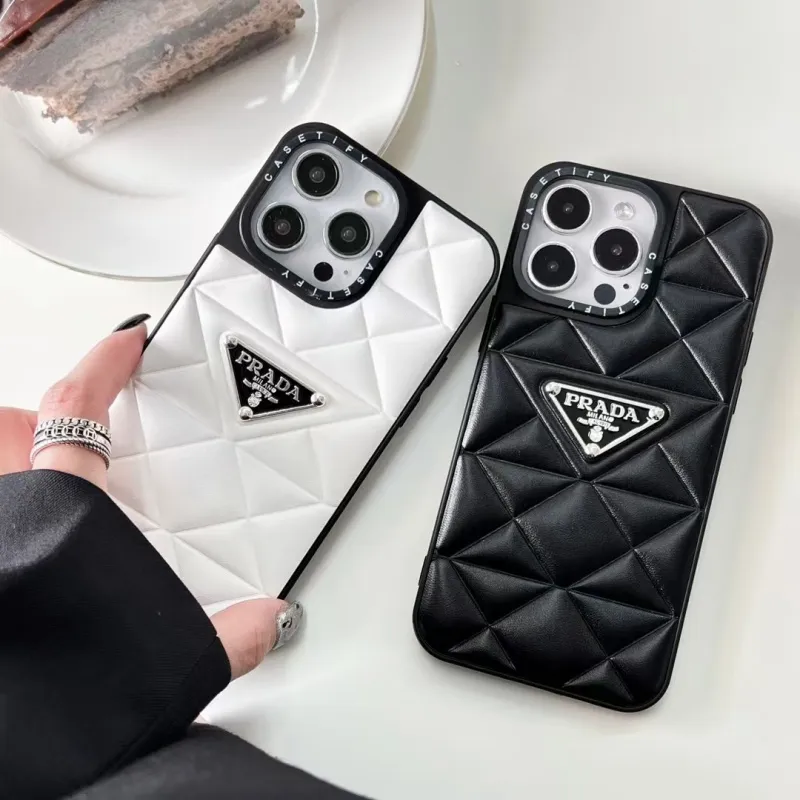 上品 スタイリッシュ 高品質 軽量耐久性 クラシックシンプル 滑り止め スマホケース