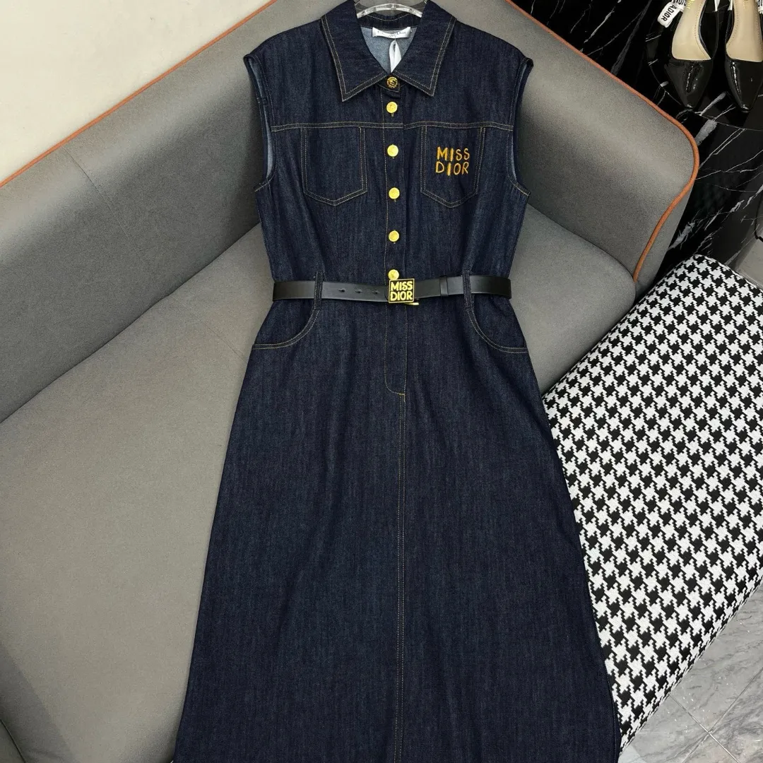 『S-L』新作 高級感 ミニマル クラシック レターフラワー刺繍 ベルト付き ラペルカラー ノースリーブ ワンピース