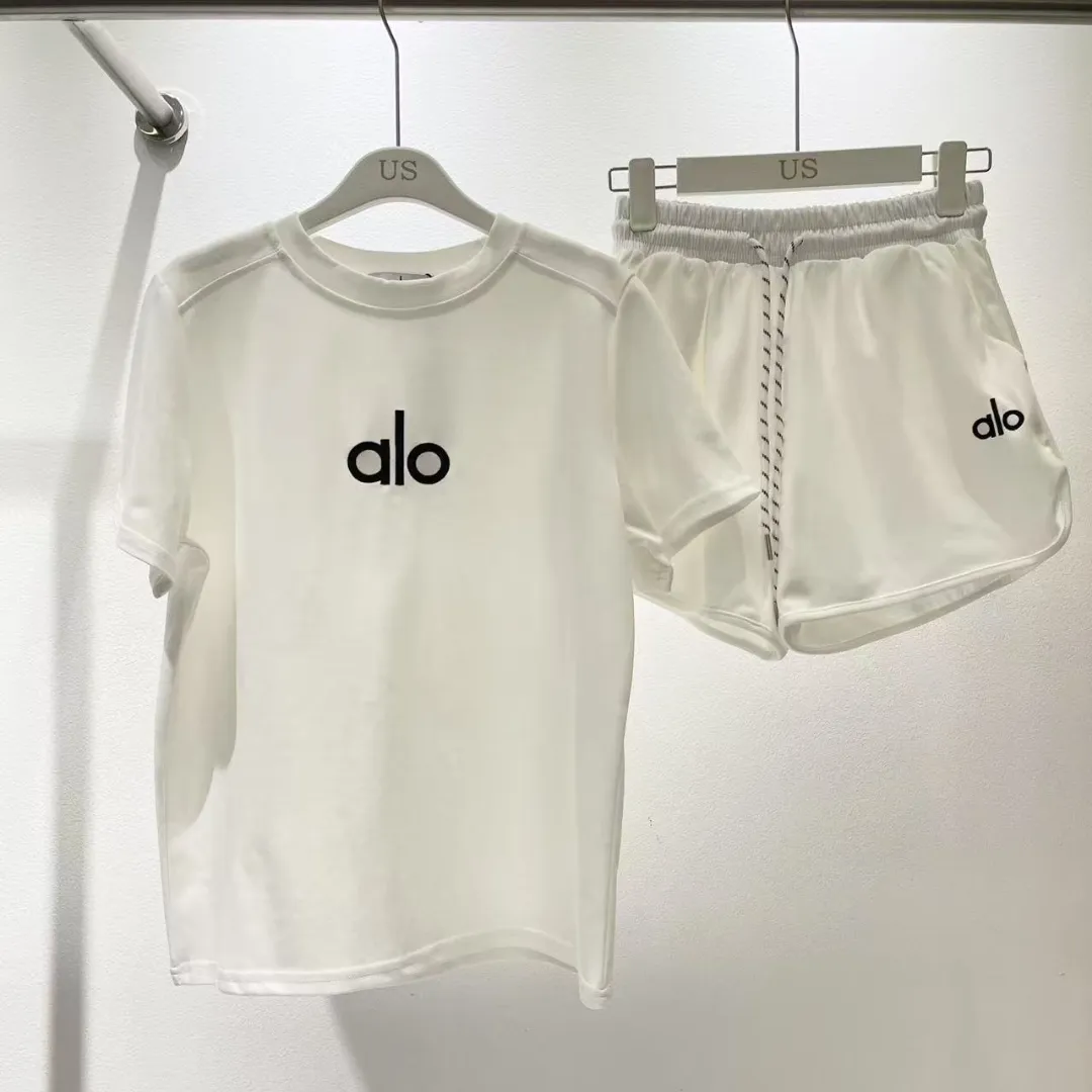 『S-L』質感のいい 好感度100％ おすすめ カラフル フィット感 ショートパンツ Ｔシャツ セットアップ