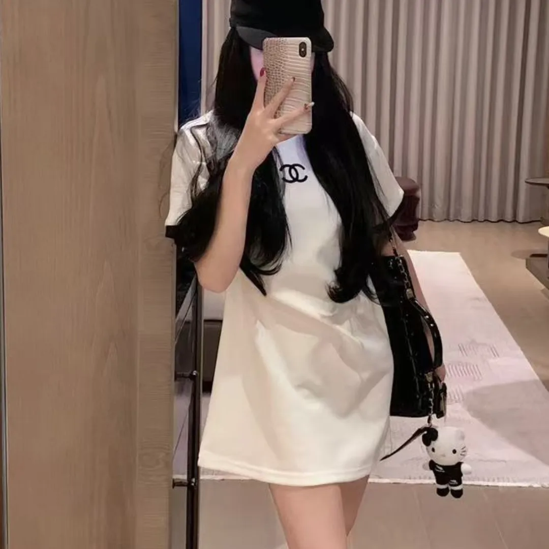 『S-L』あなたにピッタリ 特別感のある一品 長く愛用できる ゆったりシルエット ワンピース