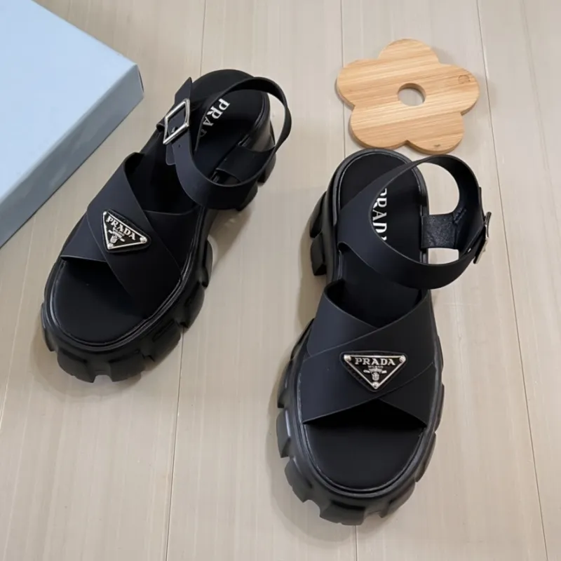 『35-41』 売れ筋 高品質 おしゃれ デザイン感 エレガント 合わせやすい サンダル