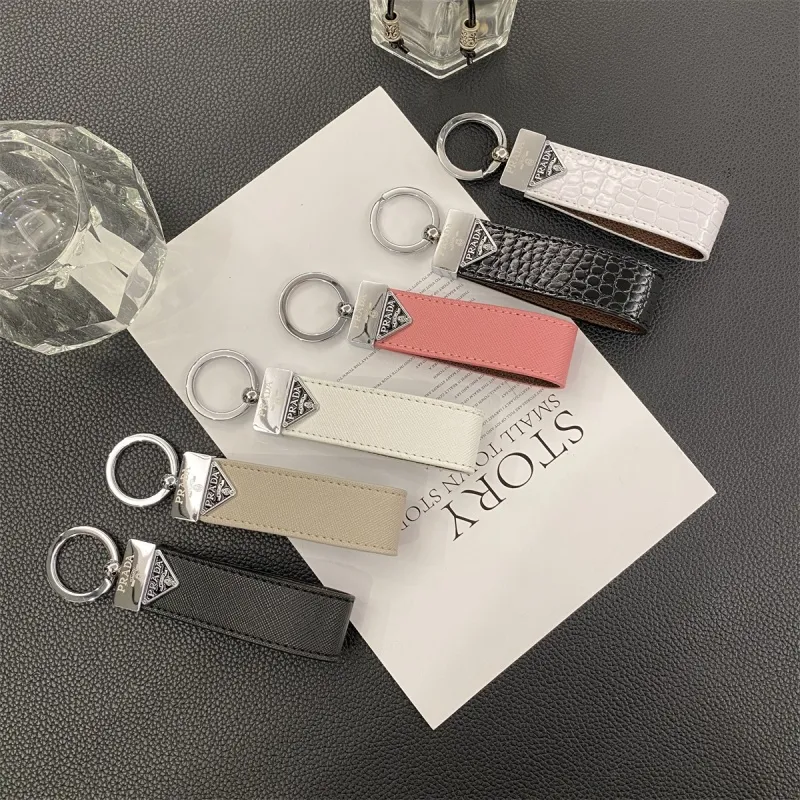大活躍 ファッション シンプル 高品質 軽量 耐摩耗性  モダン キーホルダー