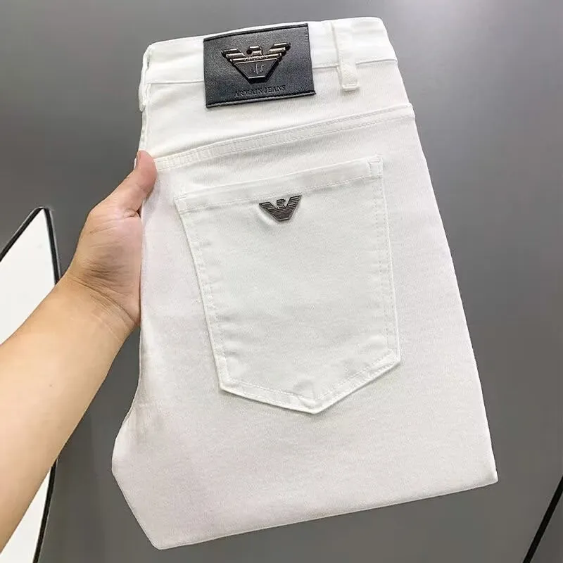 『S-3XL』今が買い時 今すぐチェック スタイルアップ間違いなし さらさら素材 立体感のある 男性用ジーンズ