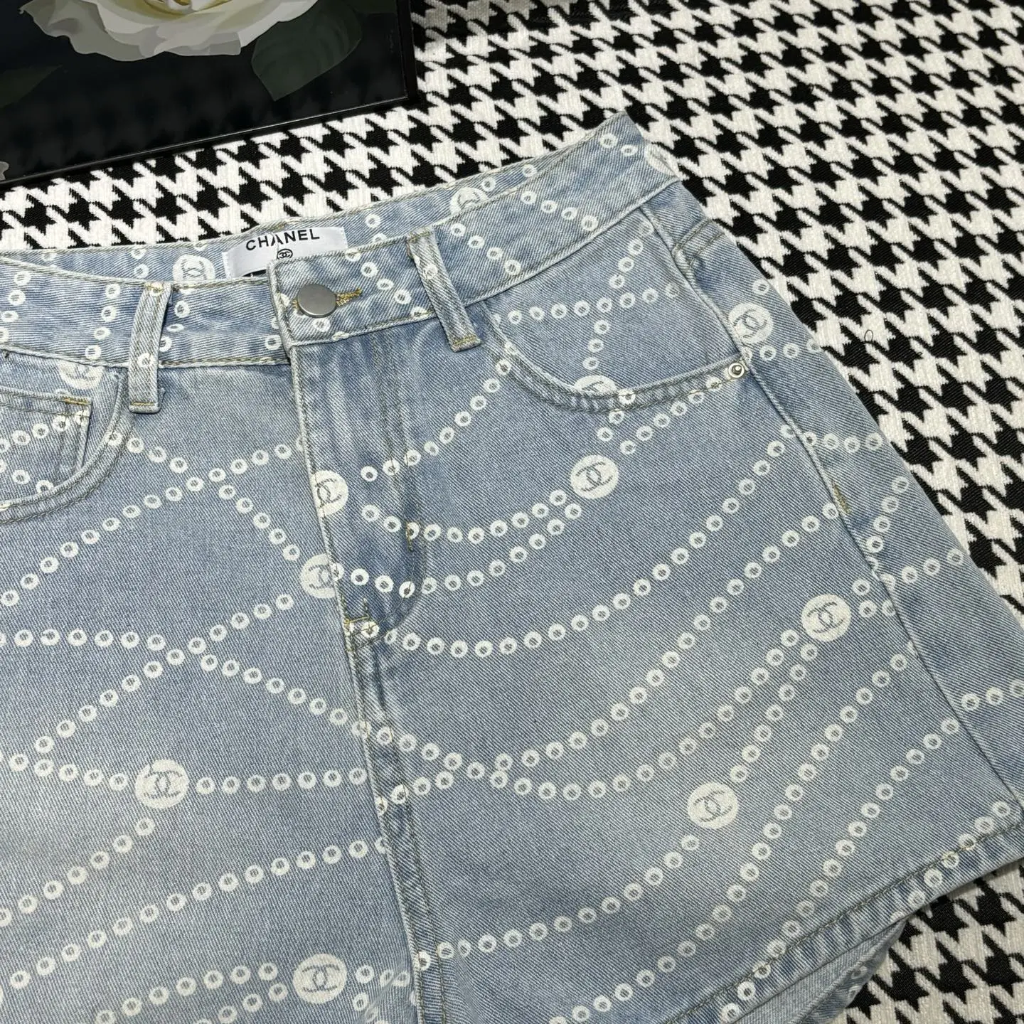 『S-XL』早春 新作 スタイリッシュ レーザーチェーン ハイウエスト スリミング デニムショーツ