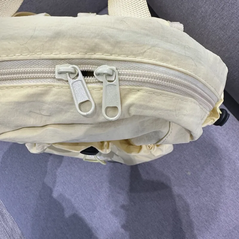 新作入荷 トレンド シンプル 高品質 大容量 耐久性 軽量リュックサック