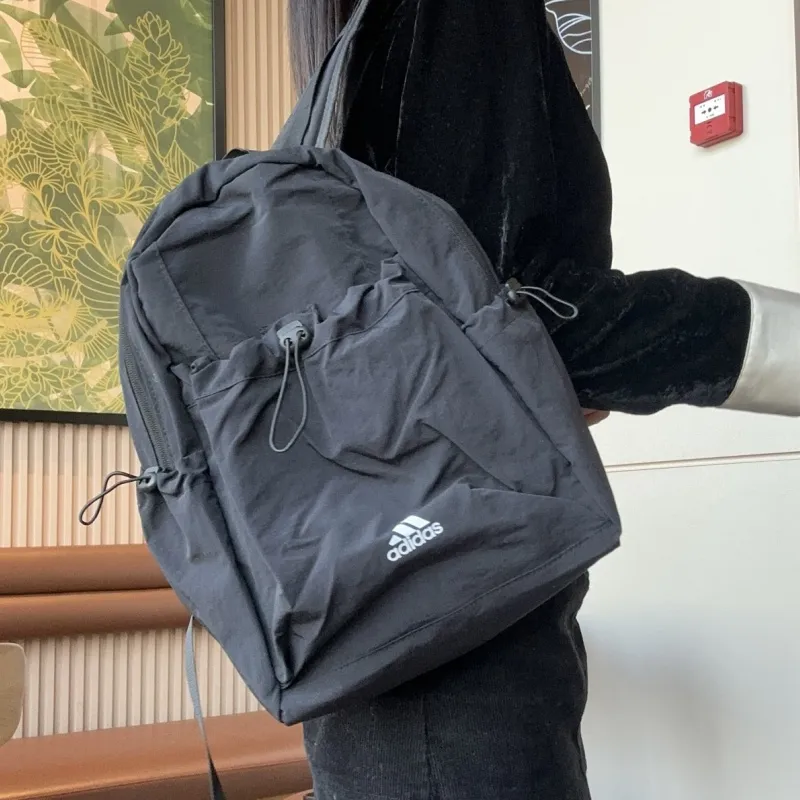 新作入荷 トレンド シンプル 高品質 大容量 耐久性 軽量リュックサック
