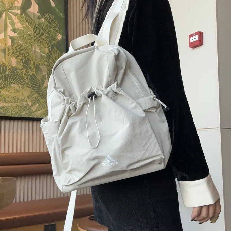 新作入荷 トレンド シンプル 高品質 大容量 耐久性 軽量リュックサック