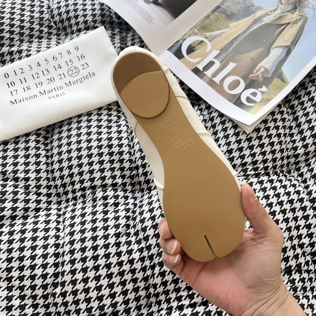 『35-40』トレンド新作 スニーカー ストリート系 インスタ風 本革底 つまみリラックスシューズ