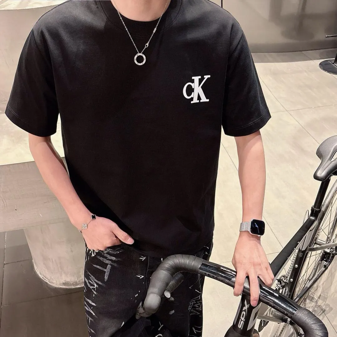 『S-4XL』季節を問わず活躍 特別感のある一品 コスパ最強の逸品 立体感のある オフィス着用OK Tシャツ
