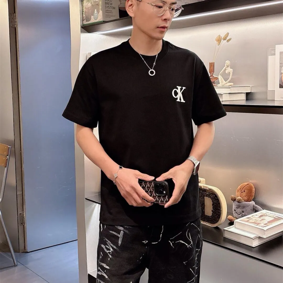 『S-4XL』季節を問わず活躍 特別感のある一品 コスパ最強の逸品 立体感のある オフィス着用OK Tシャツ