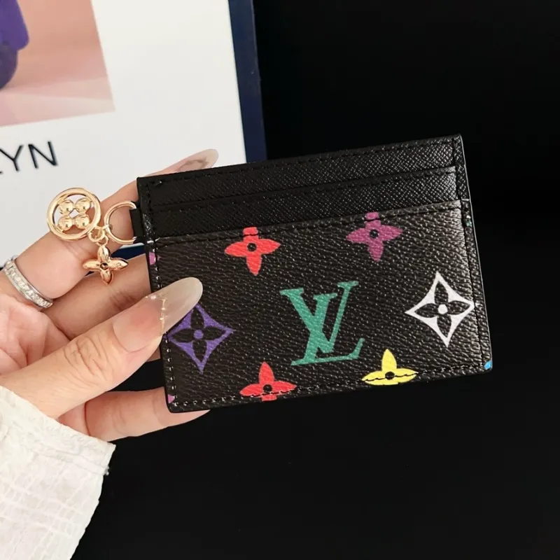 人気商品 おしゃれ 軽量 シンプル クラシックスウィート ポケット多数 カードケース 財布
