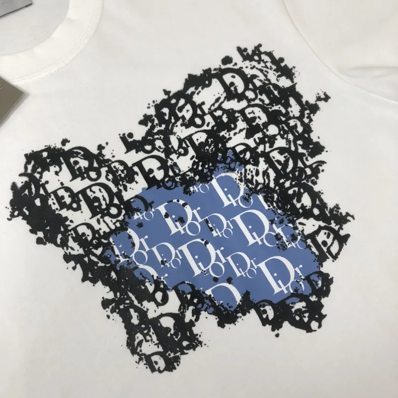 『S-4XL』大人カジュアル ルーズ 高見え 薄手 通気性 吸湿速乾 合わせやすいＴシャツ