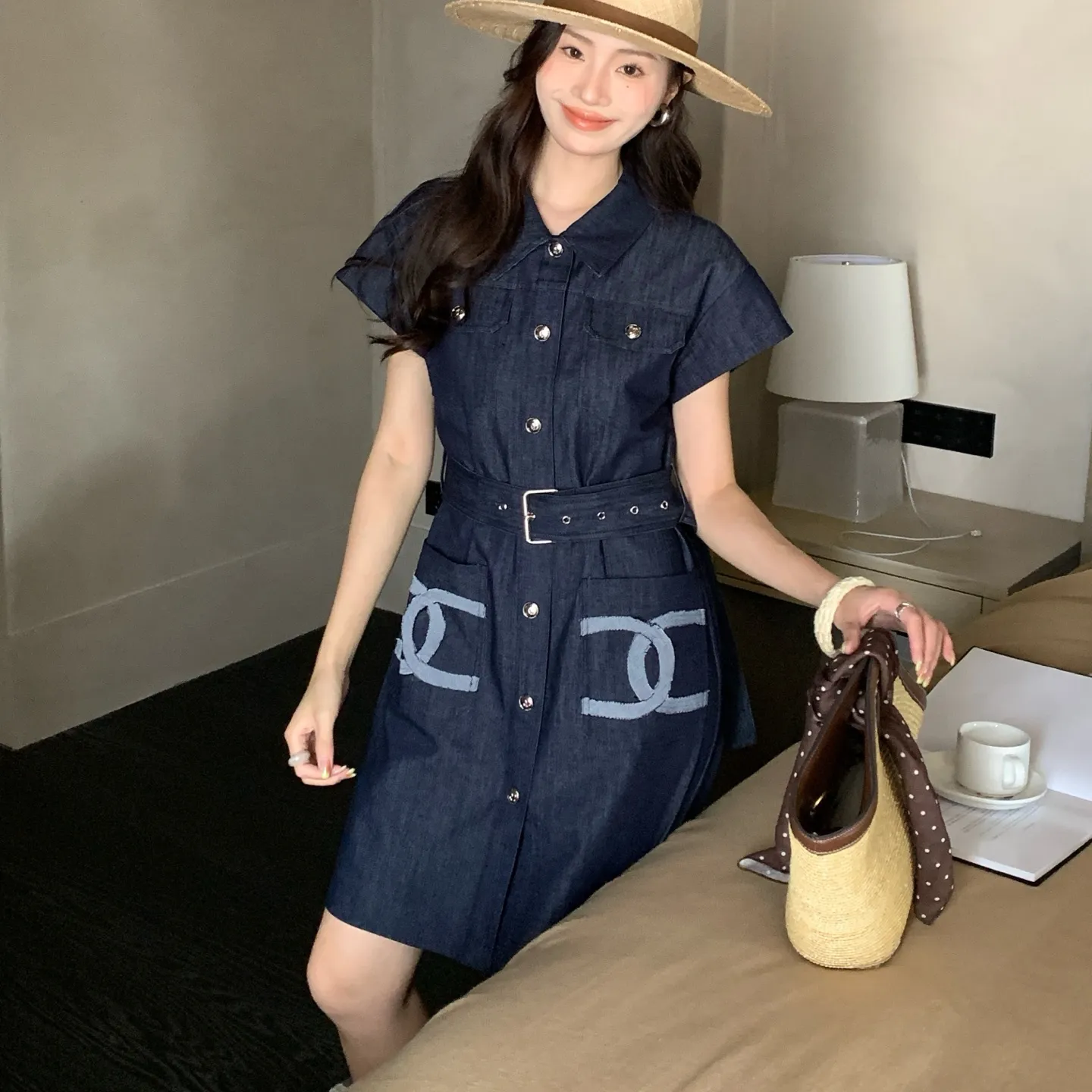 『S-L』ベルト 付き 痩せ 見え カジュアル ルーズ おしゃれ クール 元気 ダブルC アップリケ デニム ワンピース