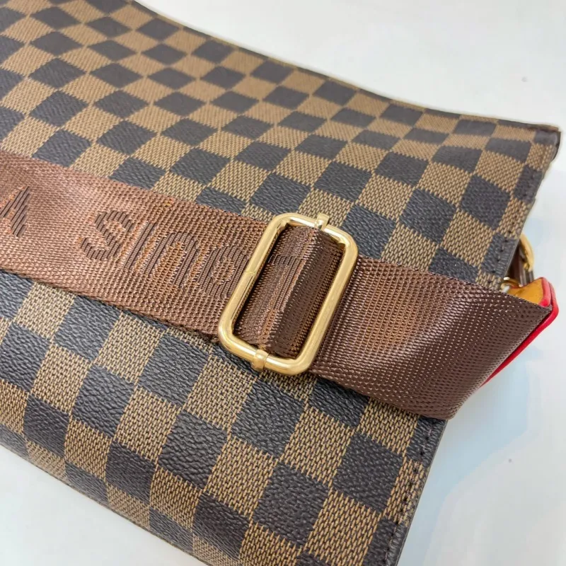 大注目 ファッション 高品質 クラシック合わせやすい 携帯用大容量  ショルダーバッグ