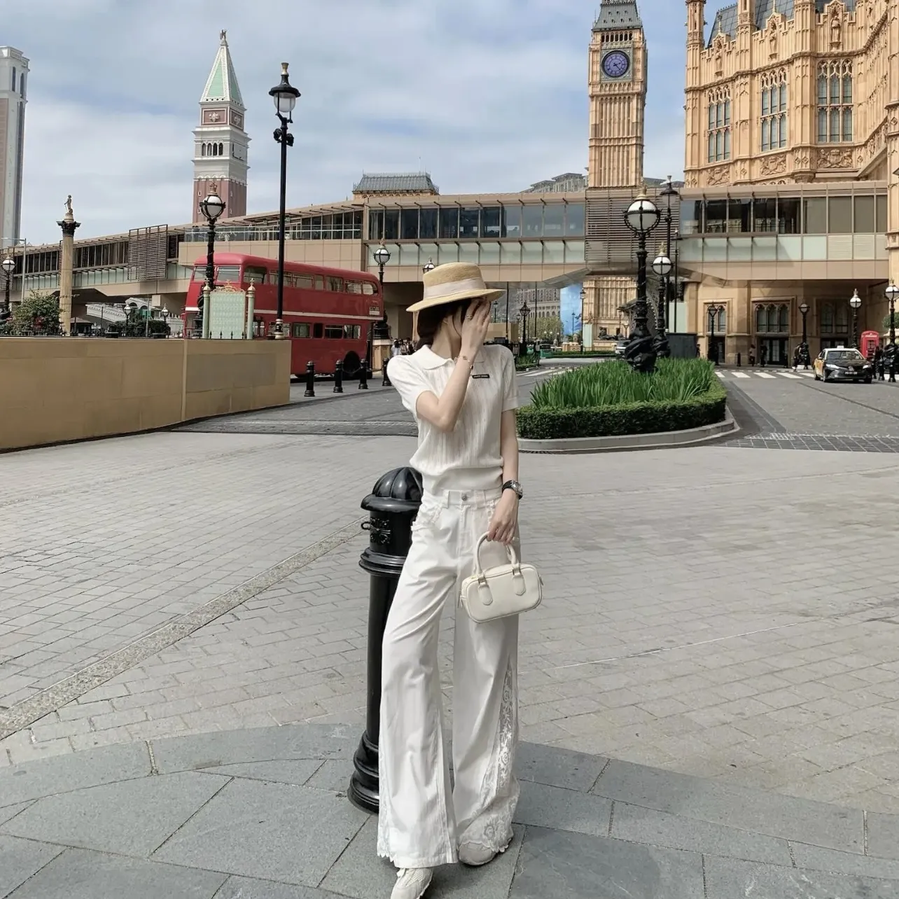 『S-L』クラシック 高級感 ミニ ポロ カラー デザイン 縦 ストライプ ジャカード 透かし 編み ポロ 半袖 ベスト