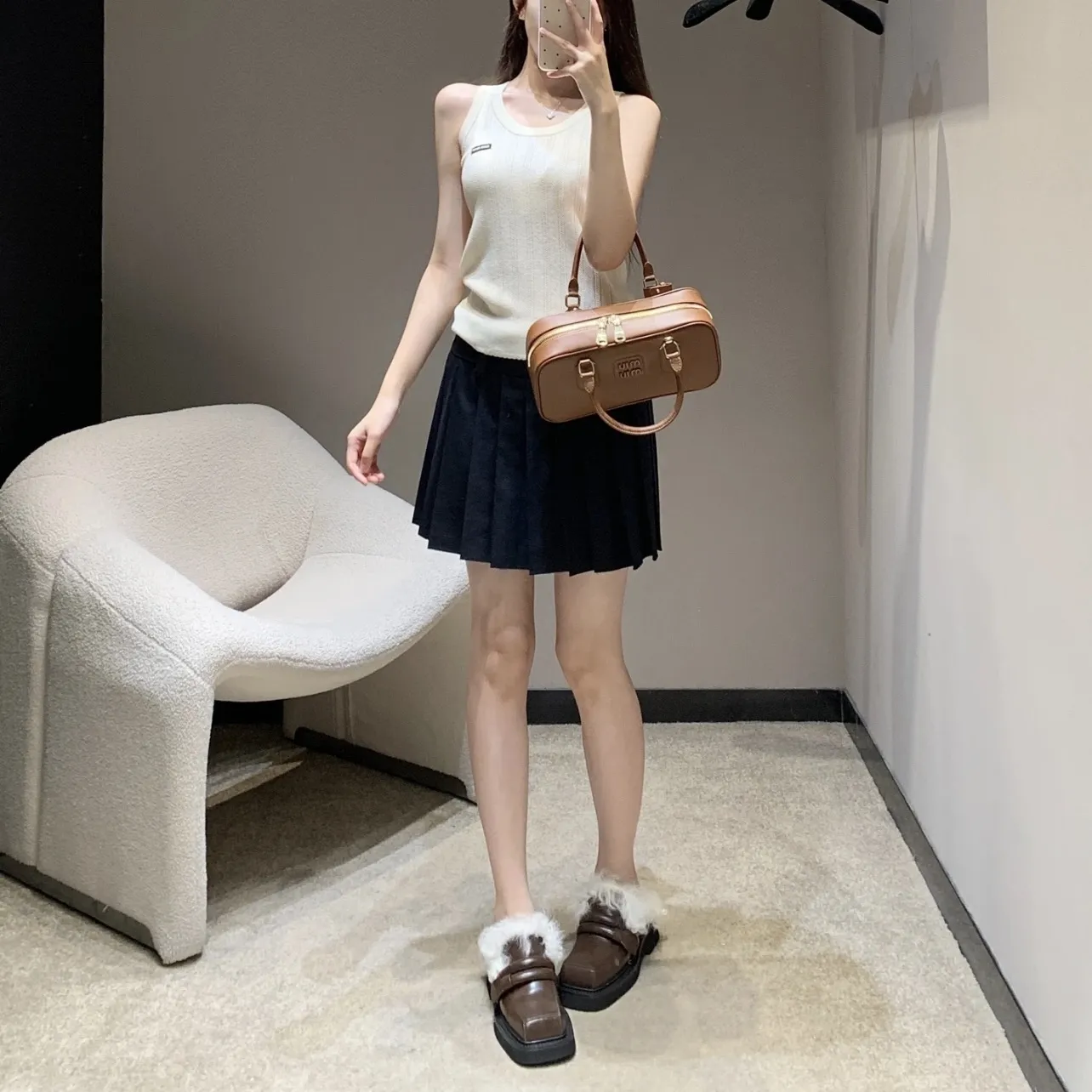 『S-L』クラシック 高級感 ミニ ポロ カラー デザイン 縦 ストライプ ジャカード 透かし 編み ポロ 半袖 ベスト