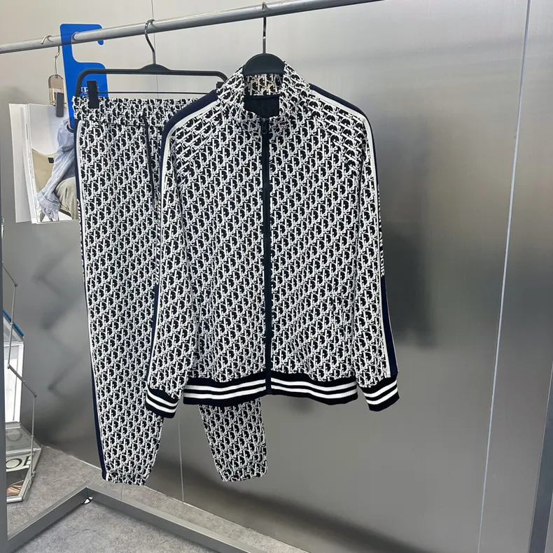 『S-2XL』デイリー使いに最適 トレンド最先端 洗練されたデザイン トレンディ 夏らしい シャツ-副本