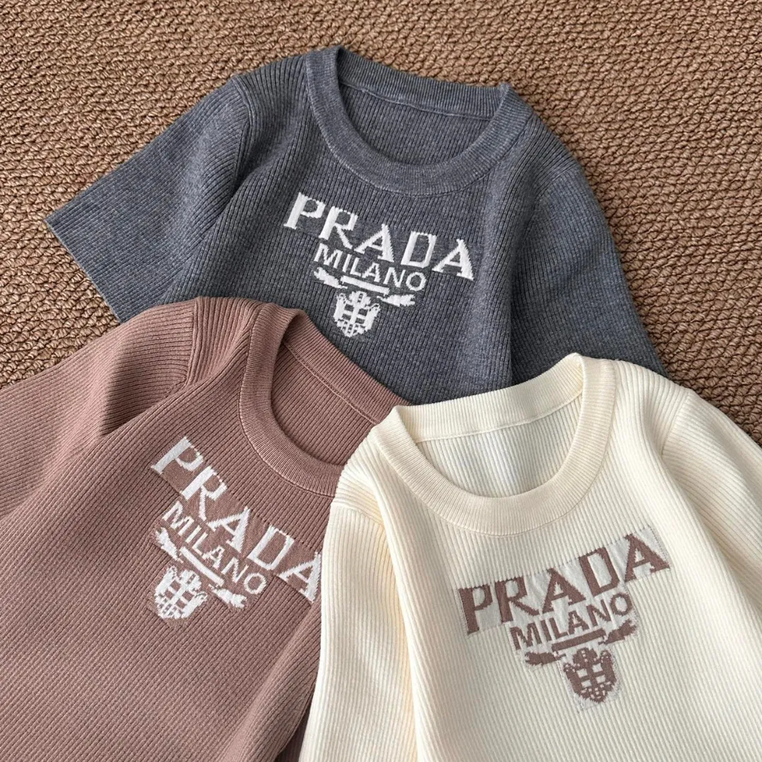 『フリーサイズ』着心地良い 人気上昇中 カジュアル ニット生地 3カラー 弾力性 スリム Ｔシャツ