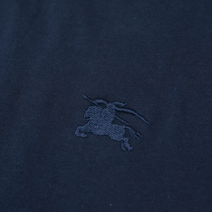 『S-XL』大活躍 質感のいい 通勤 トレンド キレカジ 刺繍 Tシャツ