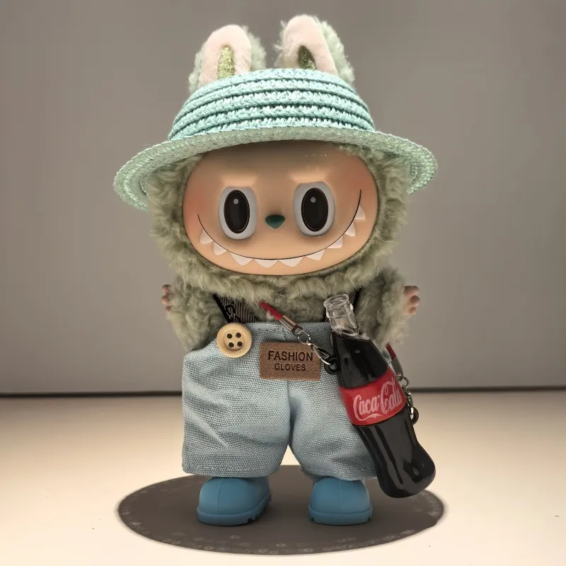 大好評 売れ切れ必至 クール 4点セット クール labubuぬいぐるみペンダント 服