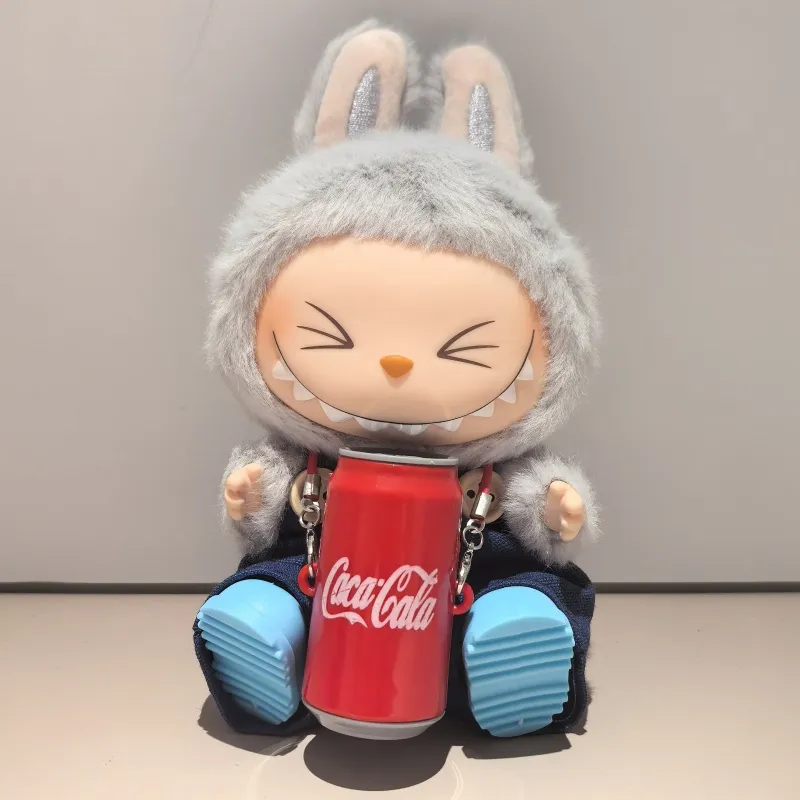 大好評 売れ切れ必至 クール 4点セット クール labubuぬいぐるみペンダント 服
