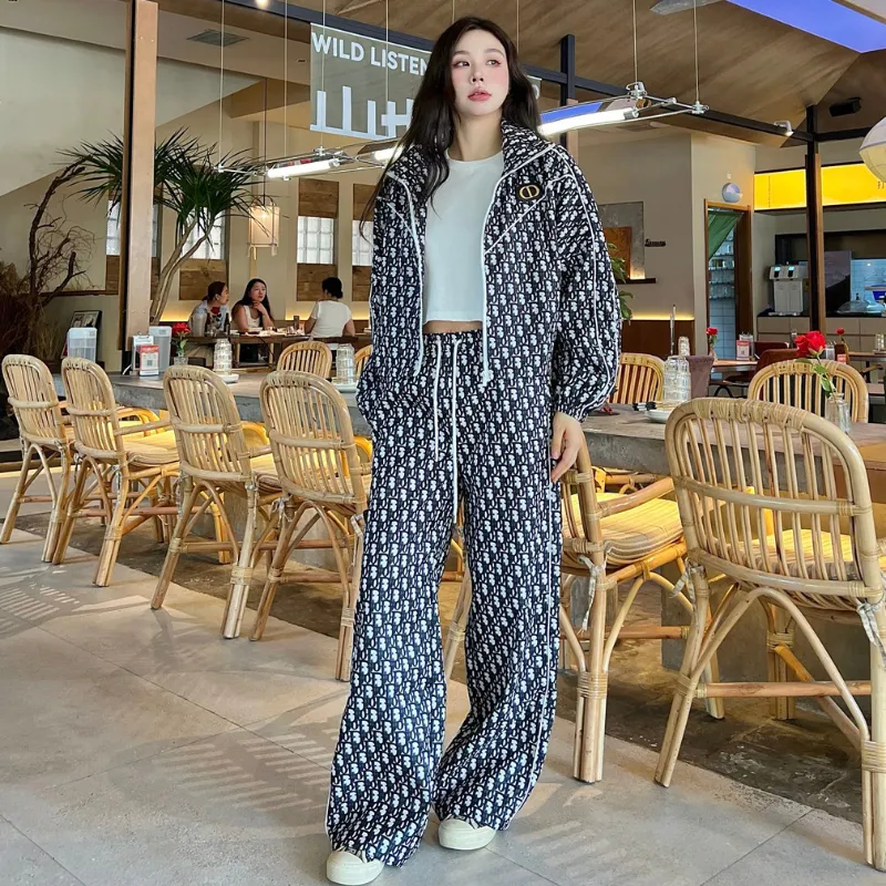 『S-L』今季も大流行 美人度アップ モード アルファベット ジッパー セットアップ