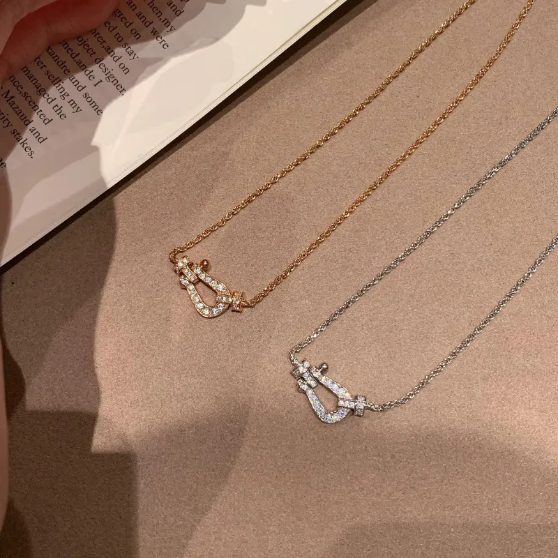 人気上昇中 魅力的 売れ切れ必至 シンプル デート ファッション ネックレス