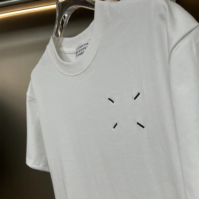 『S-XL』激売れ中 憧れ 絶対欲しい ファッション エンボス加工 半袖 Ｔシャツ