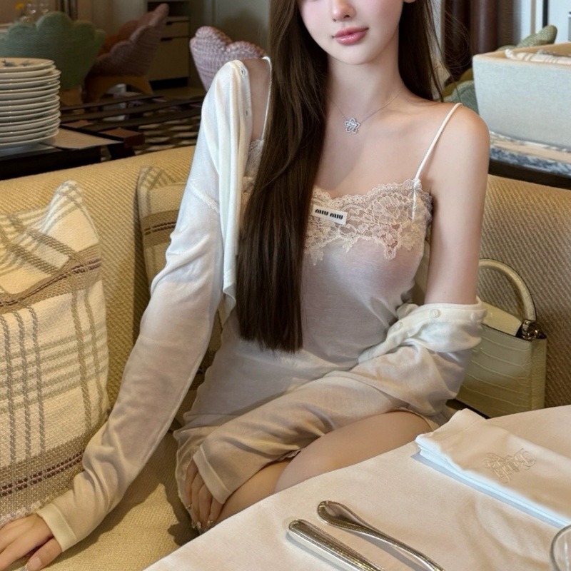 miu miu ミュウミュウ タイトスカート グレー Lサイズ 18120358_38628068_1000.jpg