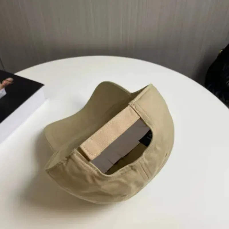 大注目ファッション  シンプル クール 着回し力UVカット通気性良 軽量 ハット
