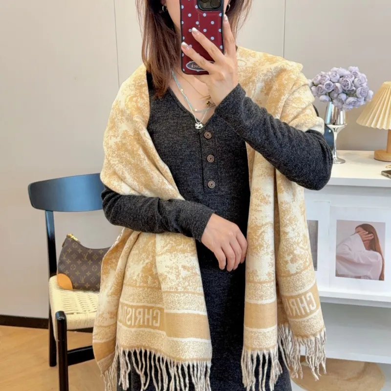 気質満点 上品 優雅 柔らかい 暖かい ファッション カシミヤ生地 マフラー