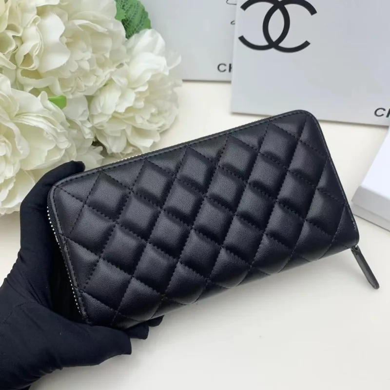 売り切れ必至 軽量 高品質 魅力的 シンプル 合わせやすい デザイン満点  財布