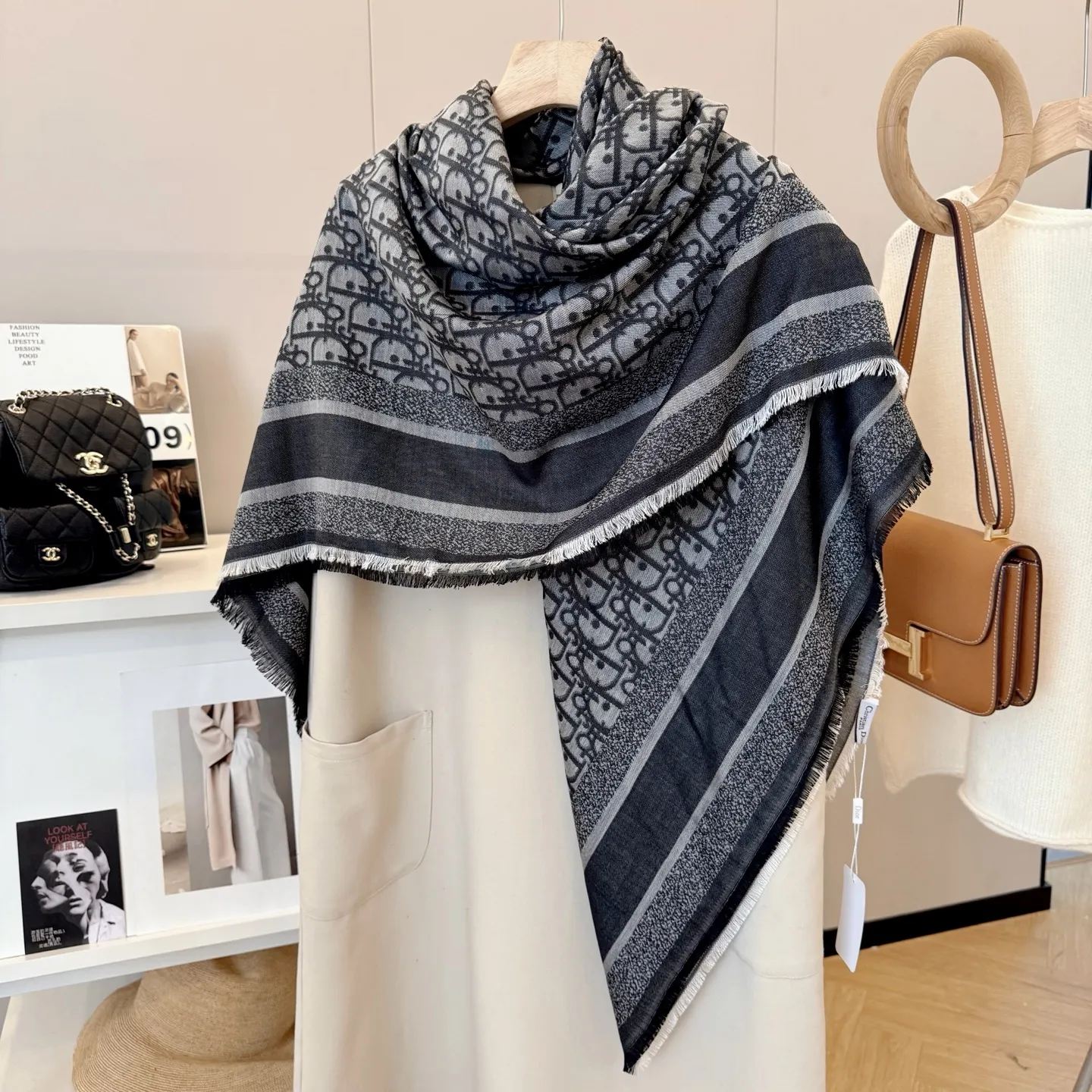 新作登場 柔らかいタッチ 軽量 暖かい カシミヤ生地 スカーフ
