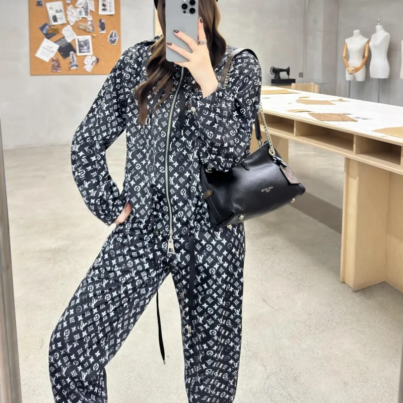『S-L』人気上昇中 高品質 軽量 着心地良い ファッションカッコイイ配色 セットアップ