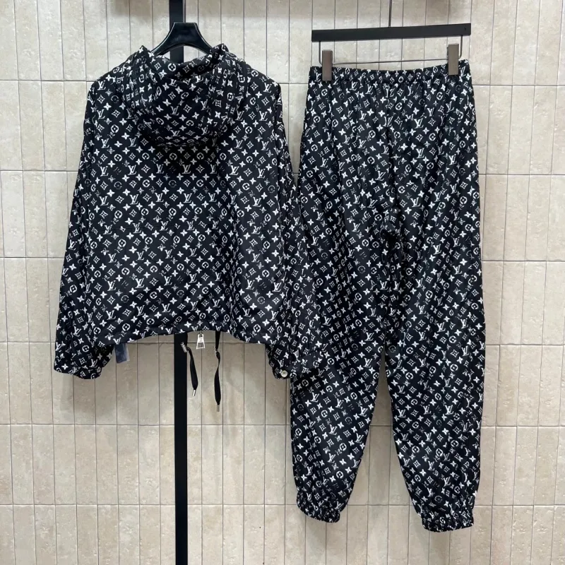 『S-L』人気上昇中 高品質 軽量 着心地良い ファッションカッコイイ配色 セットアップ