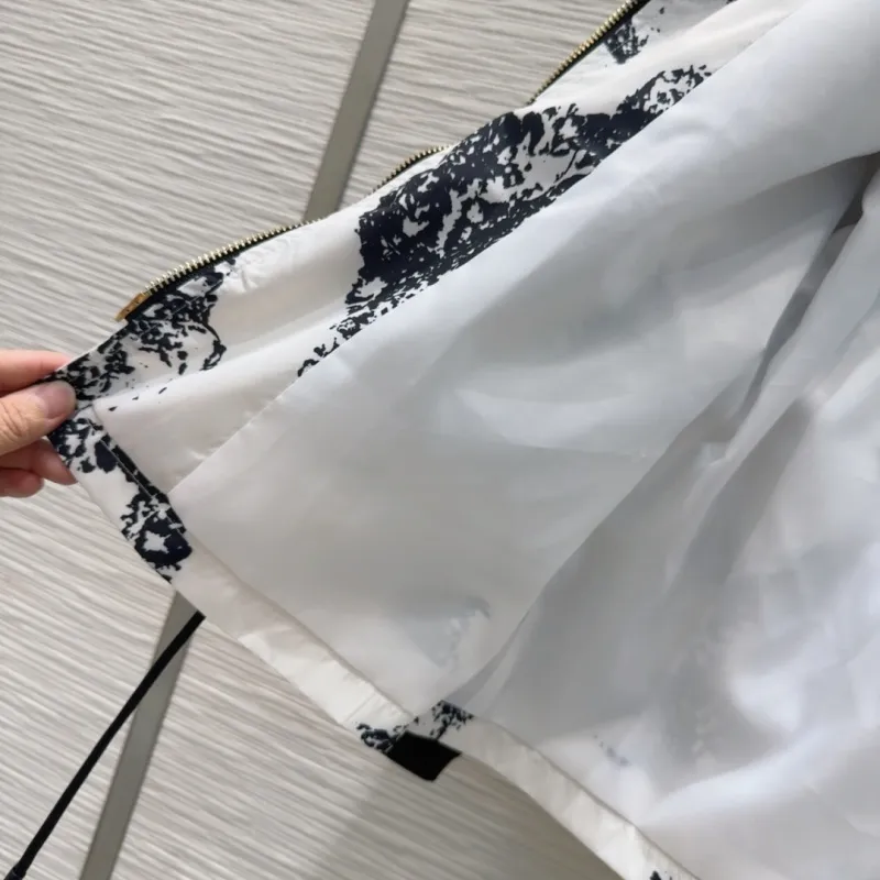 『S-L』人気爆発中 大人気 優しい雰囲気 セレブリティ フード付き プリント セットアップ