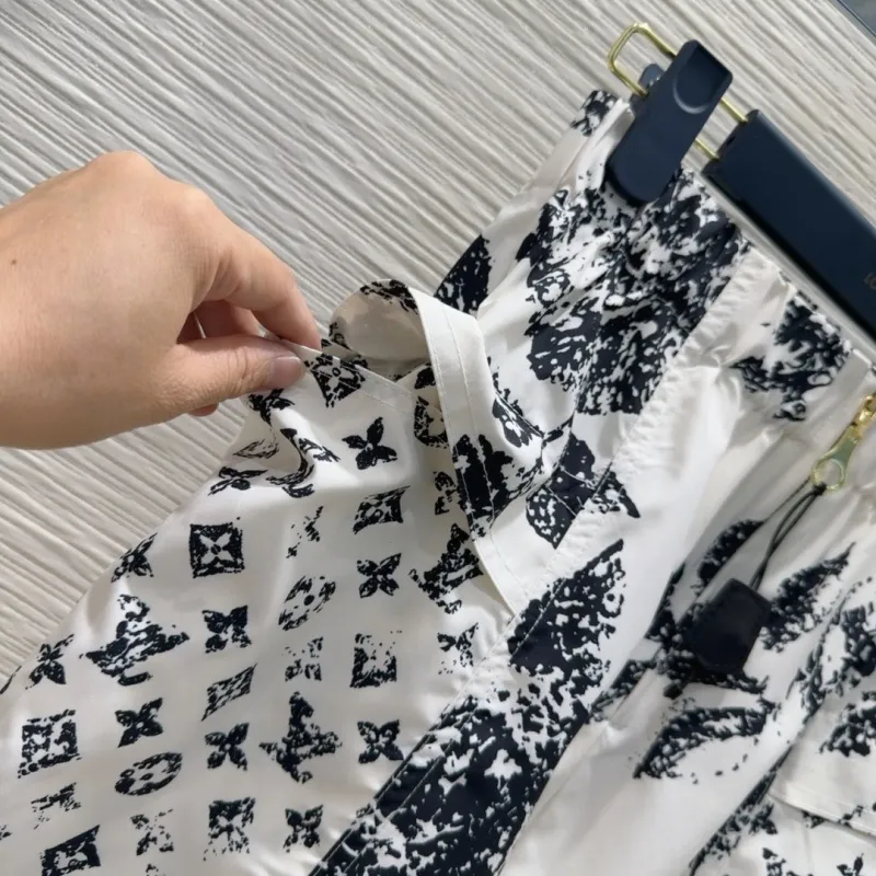 『S-L』人気爆発中 大人気 優しい雰囲気 セレブリティ フード付き プリント セットアップ
