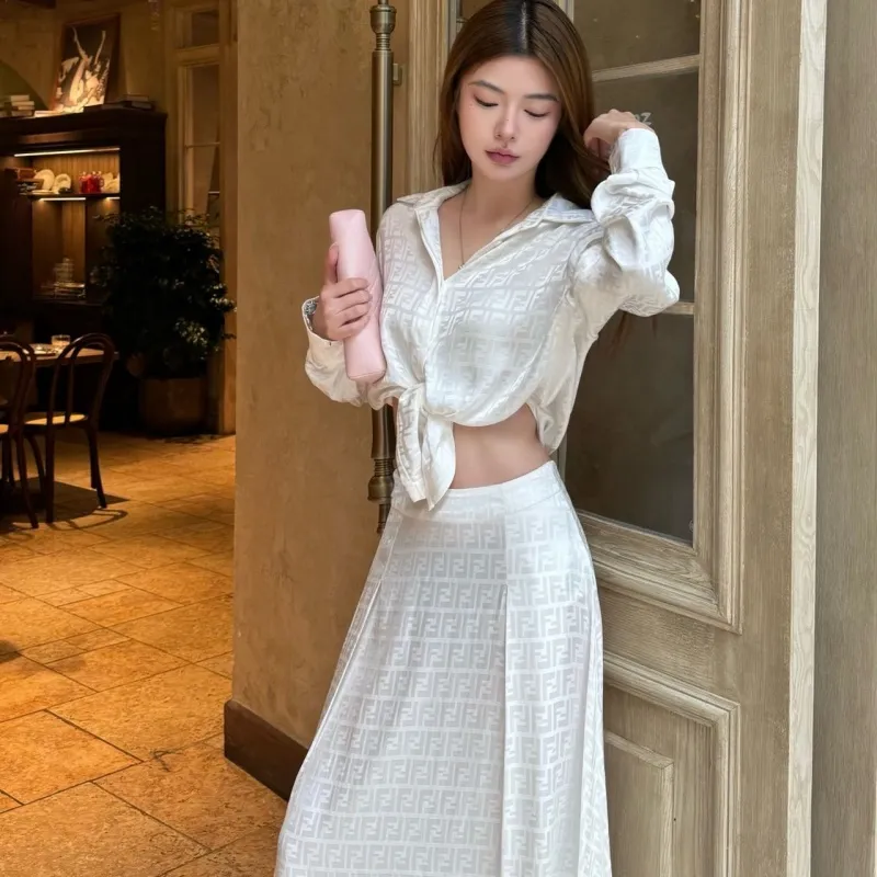 『S-L』人気上昇中 美人度アップ シンプル 折り襟 ジャカード セットアップ