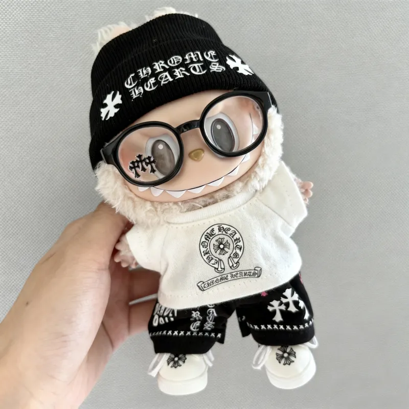 「人形を含まず」人気爆発中 優しい雰囲気 トレンド labubuぬいぐるみペンダント服 服だけ　