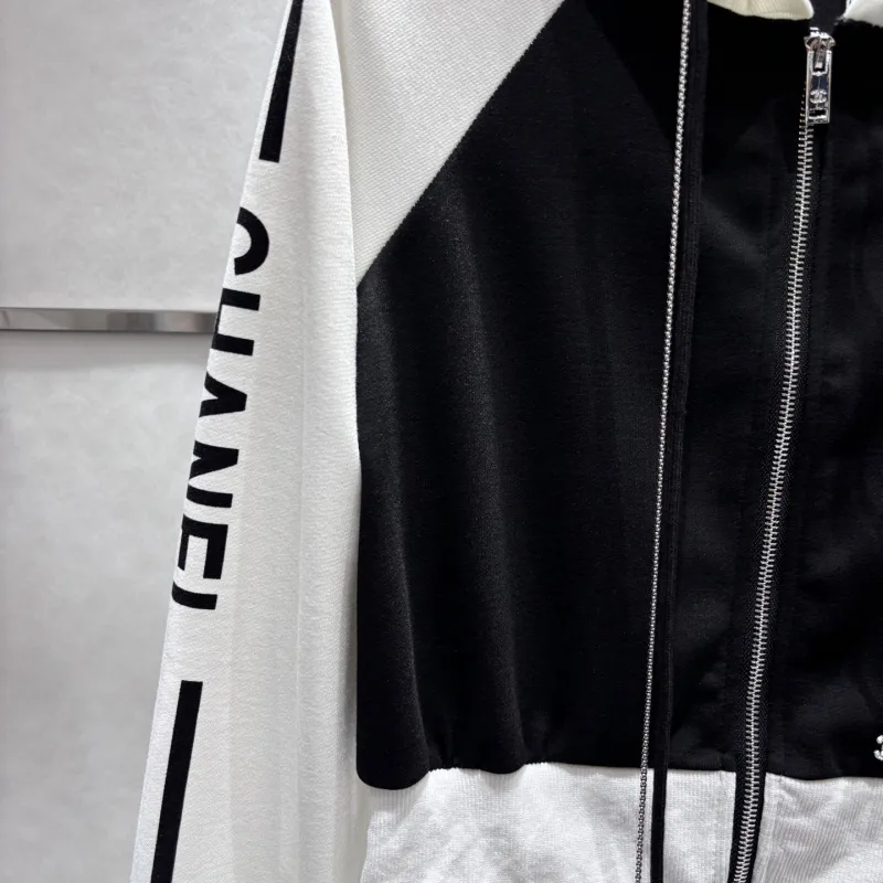 『S-L』激売れ中 絶対欲しい カジュアル フード付き 切り替え セットアップ