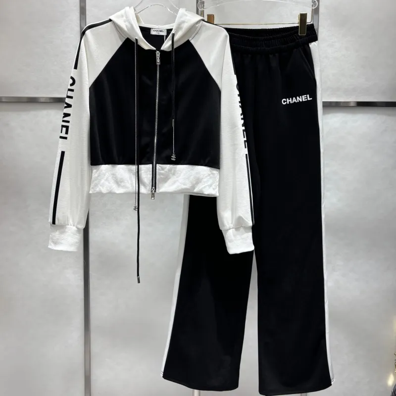 『S-L』激売れ中 絶対欲しい カジュアル フード付き 切り替え セットアップ